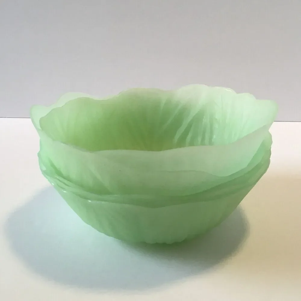 Vintage Plastic Cabbage Bowls Set of 5 Light Green Nut Fruit Side Bowls
